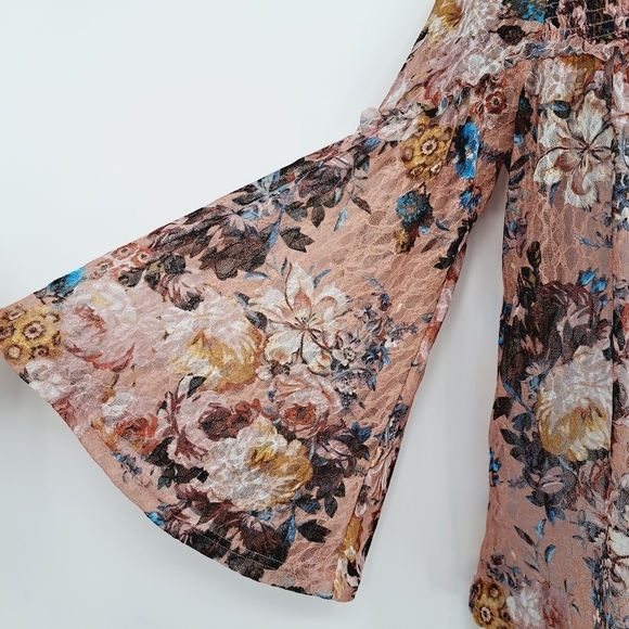 Anthropologie Akemi + Kin Patrizia Smocked Boat Neck Sheer Floral Top - Picture 3 of 11